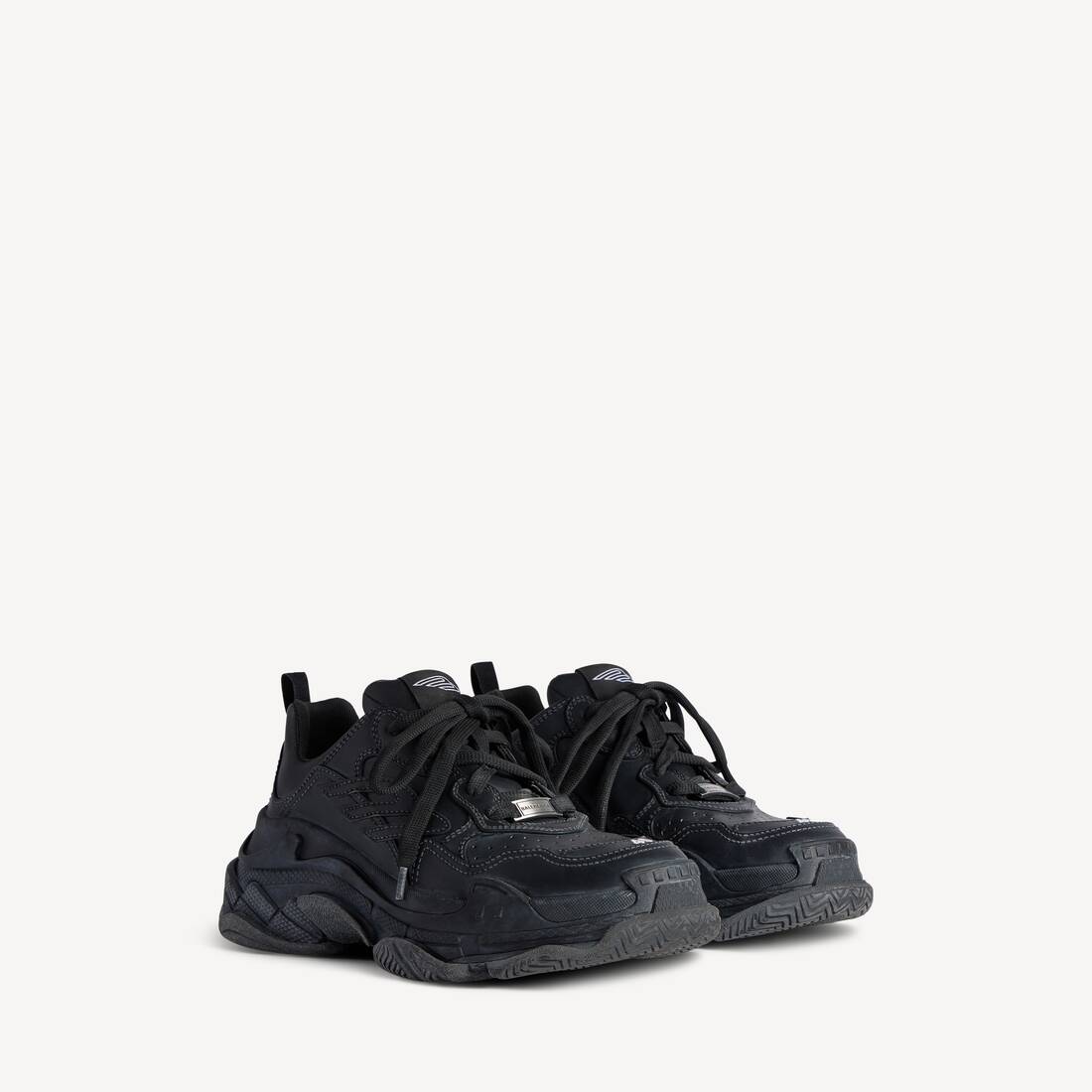 Zapatilla deportiva Triple S para hombre en negro