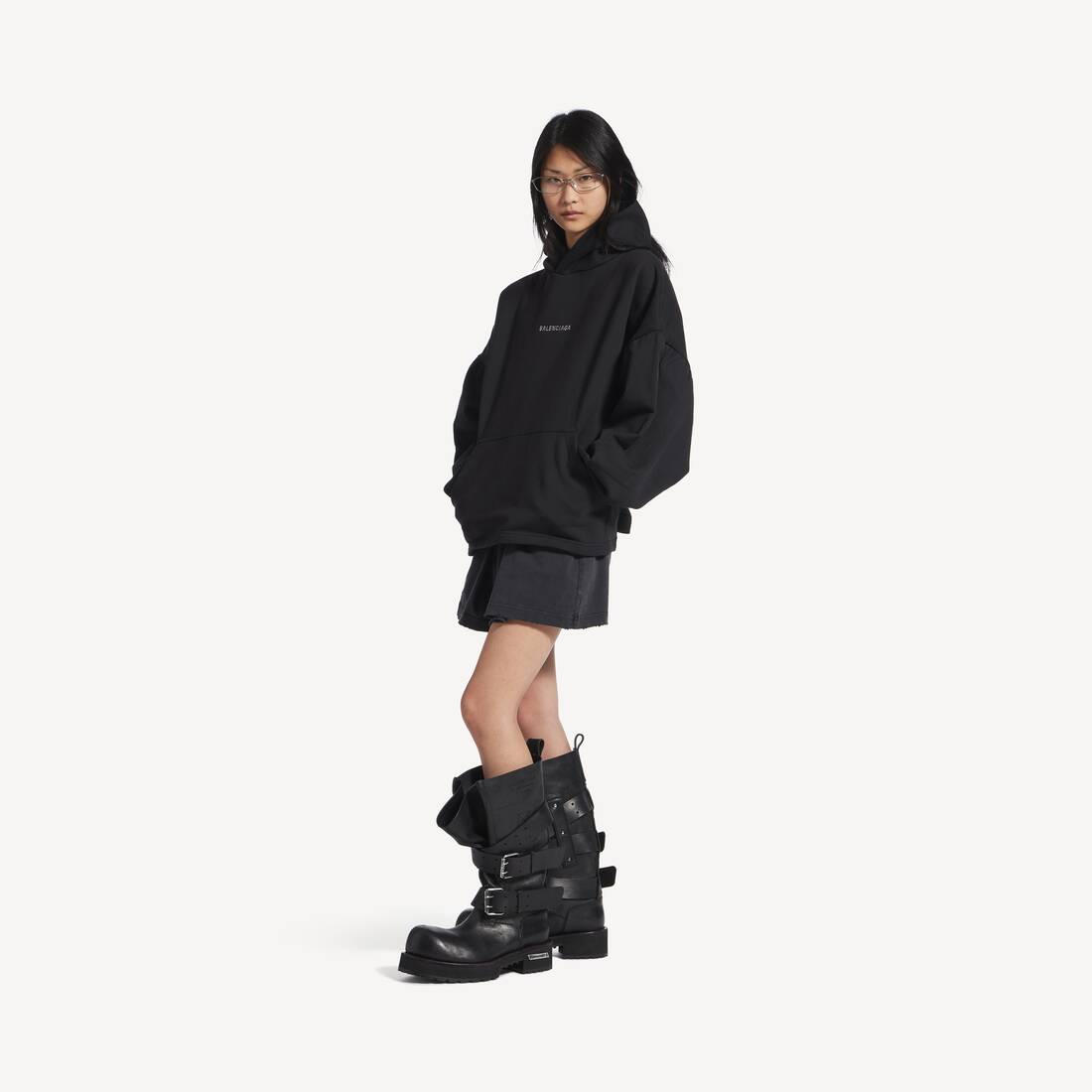 Sudadera corta con capucha trasera de Balenciaga para mujer en negro