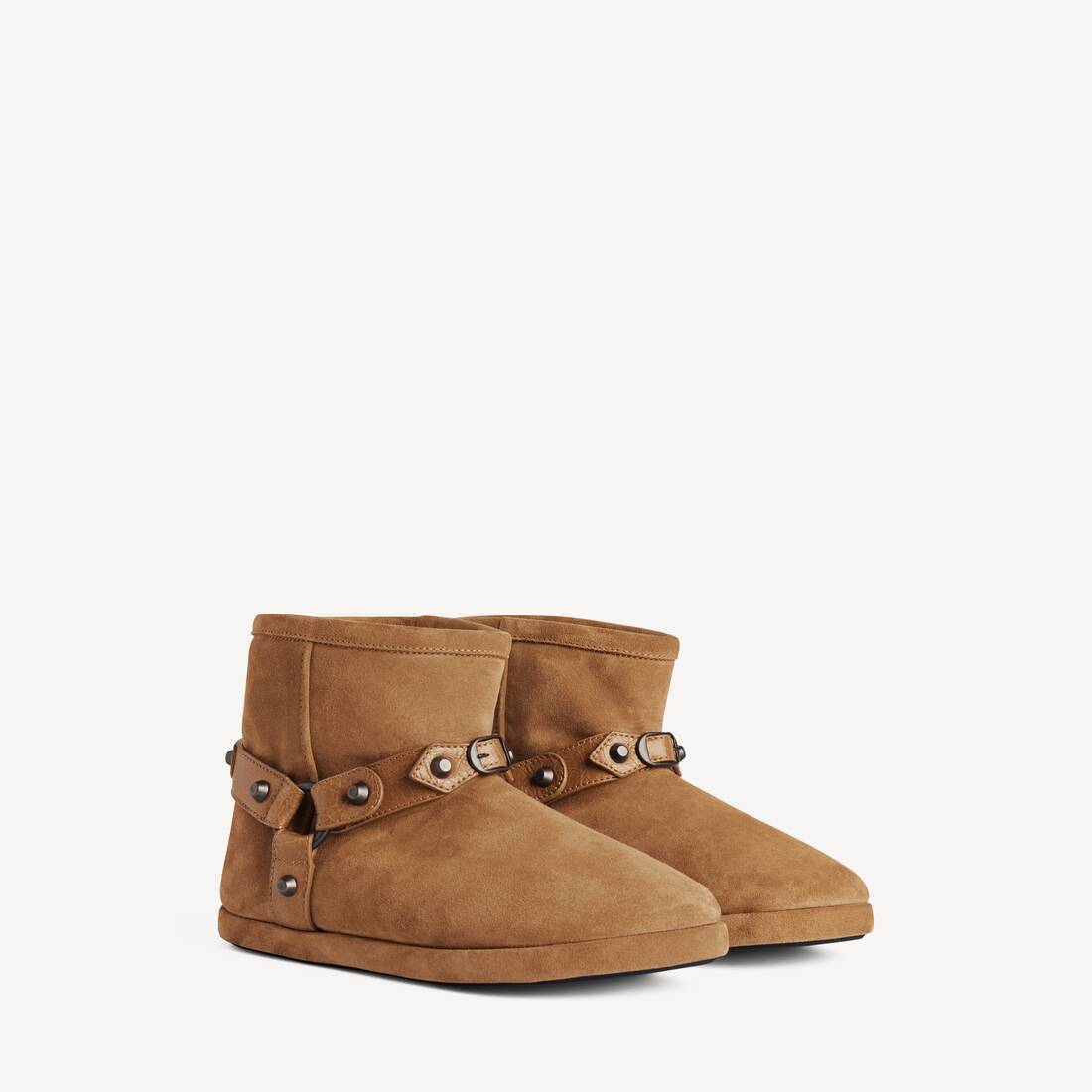 Botín suave para mujer en camel con color de cuero de ternera y material sintético