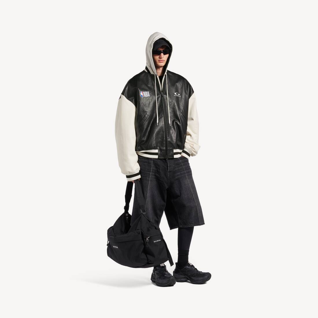 Balenciaga | Chaqueta de Varsity de Colaboración con la NBA en Negro/Blanco