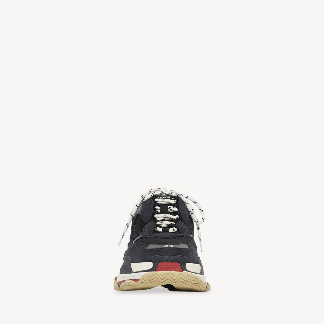 Zapatilla Triple S para hombre en negro