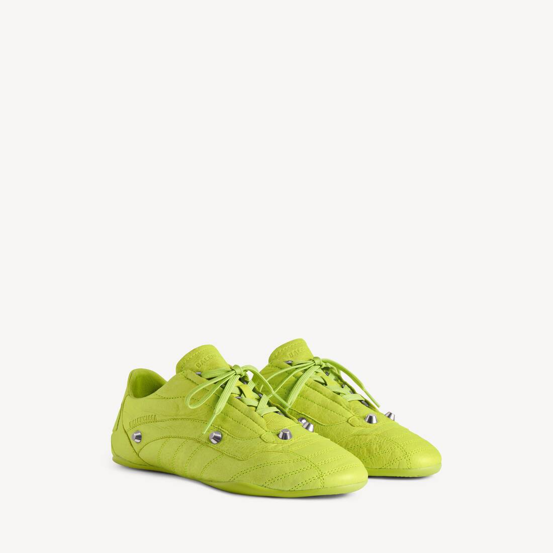 Zapatilla urbana para hombre en verde abuela