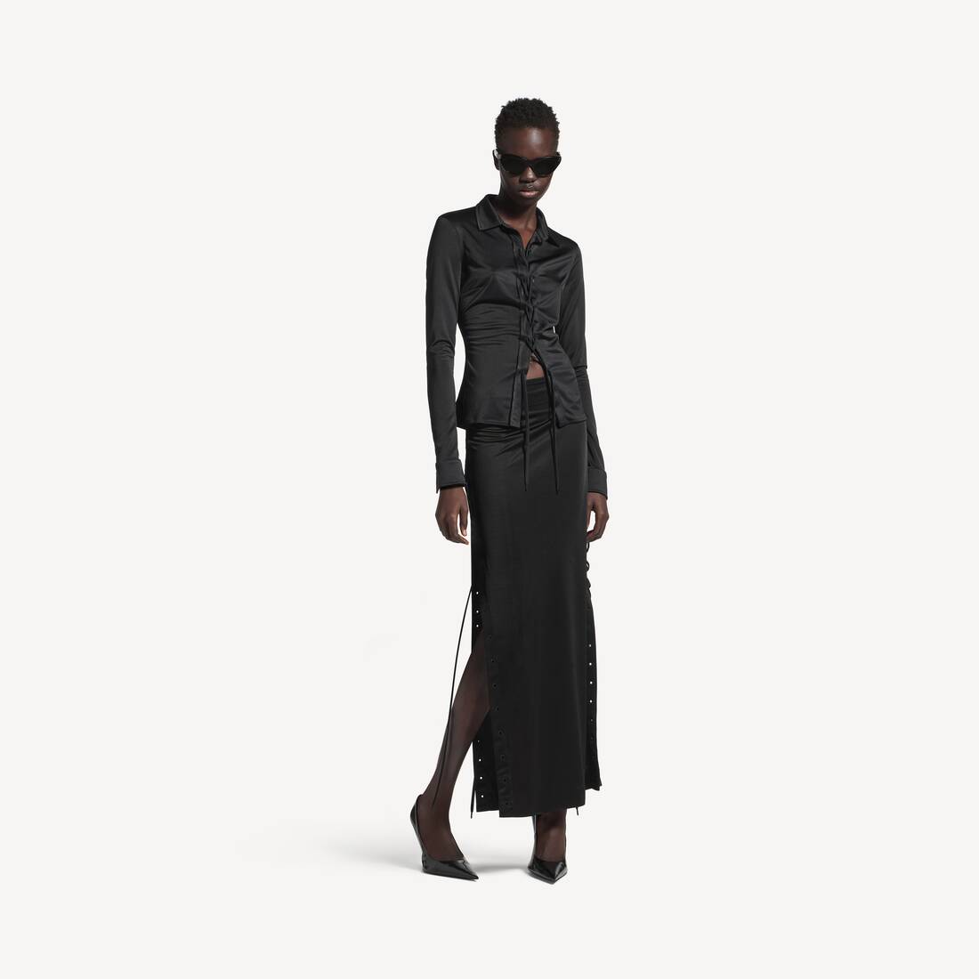 Camisa de cordones para mujer en negro