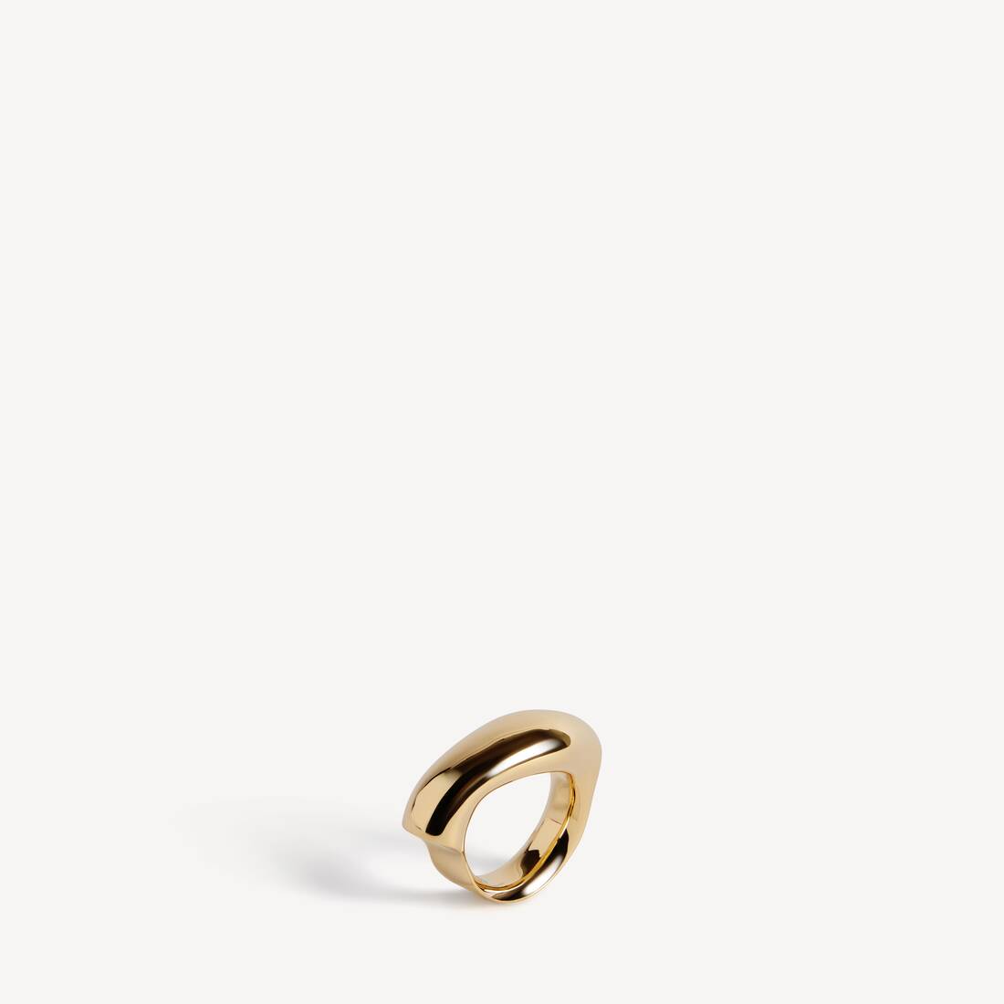 Anillo Eisa en dorado brillante