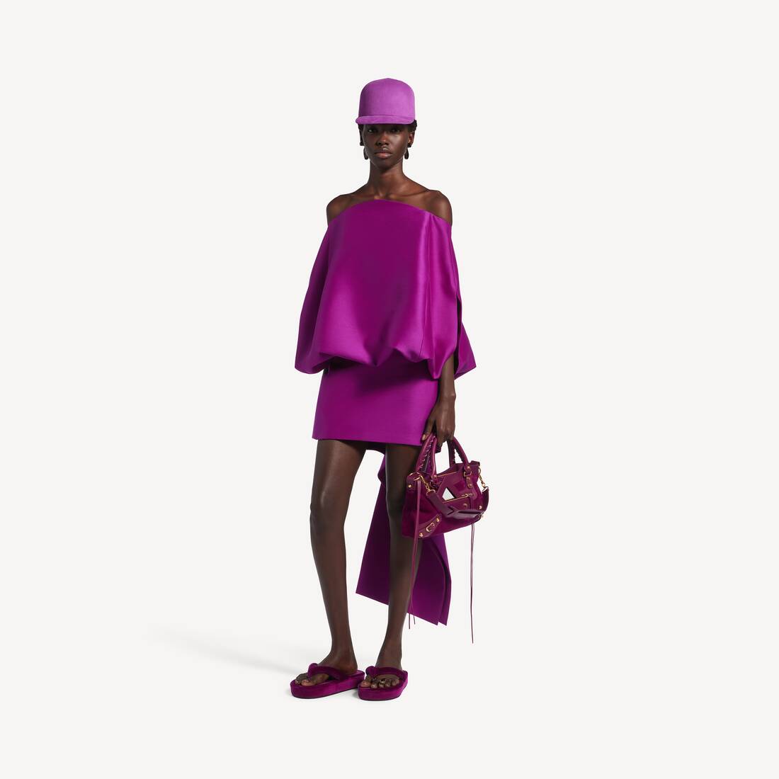 Vestido de hombro descubierto para mujer en violeta