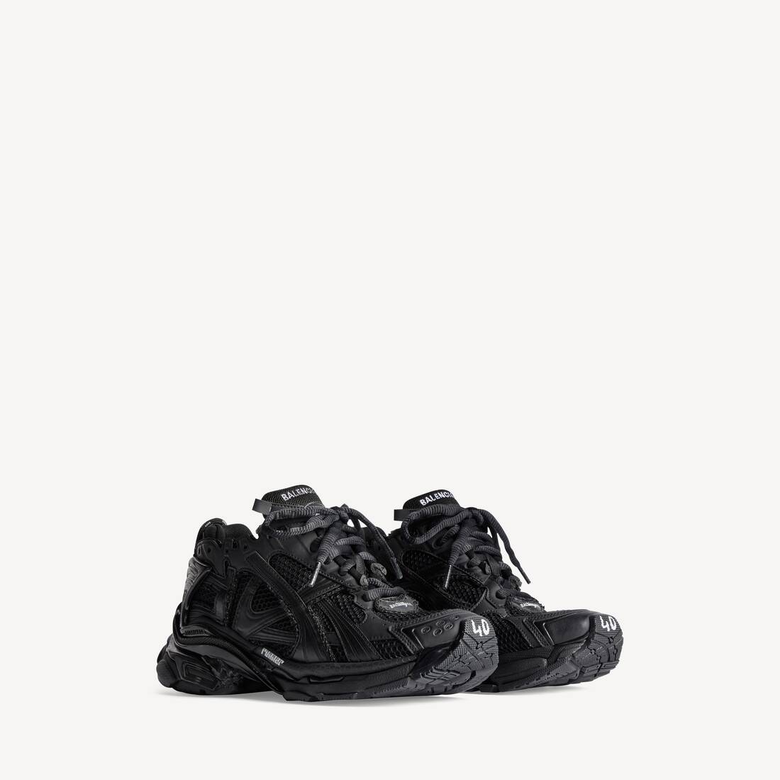 Zapatilla deportiva para hombre en negro