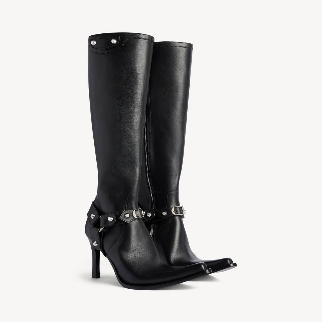 Bota de ciudad para mujer con hebilla en negro