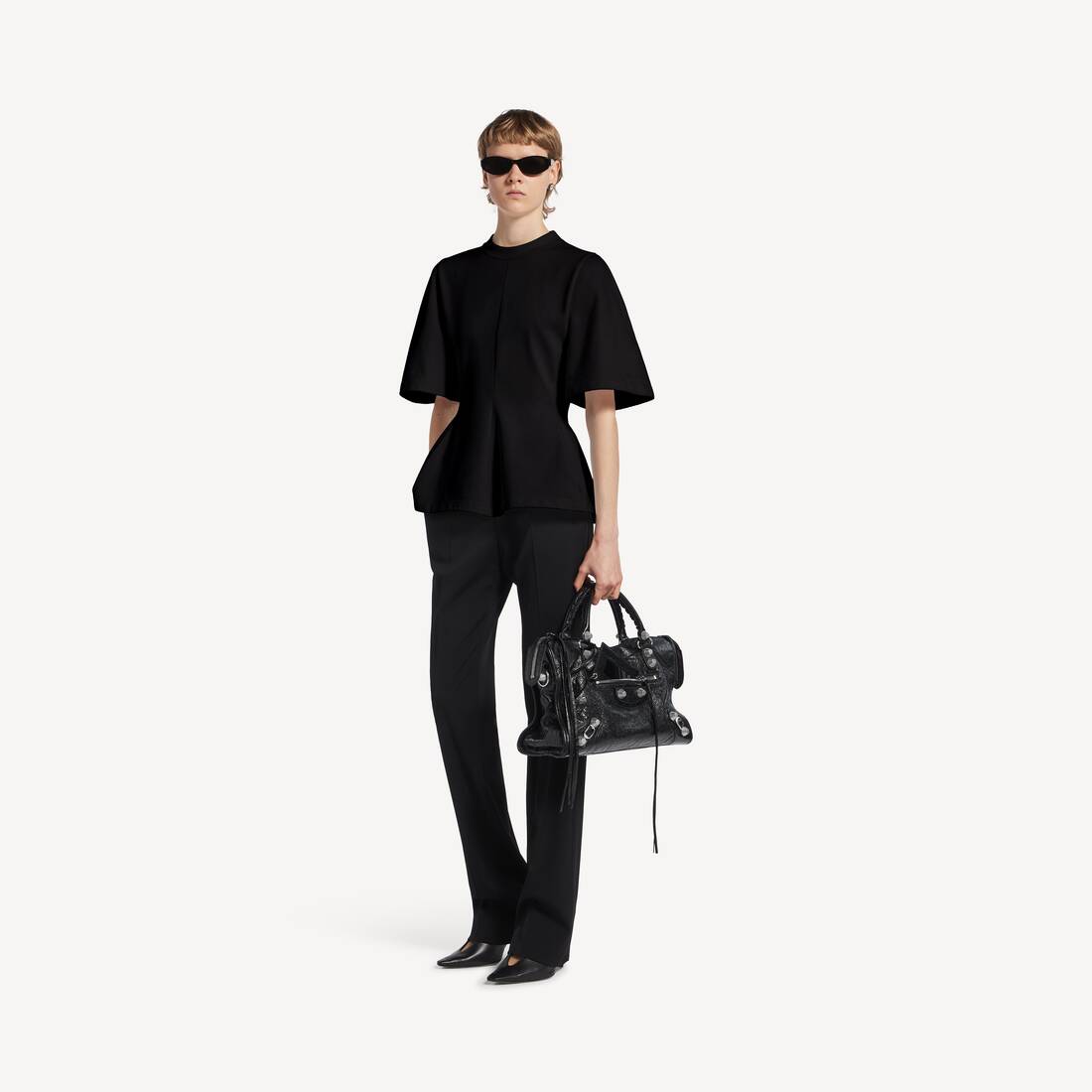 Camiseta moldeada para mujer en negro