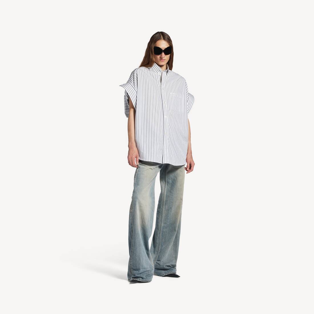 Camisa de manga fruncida para mujer en blanco/azul