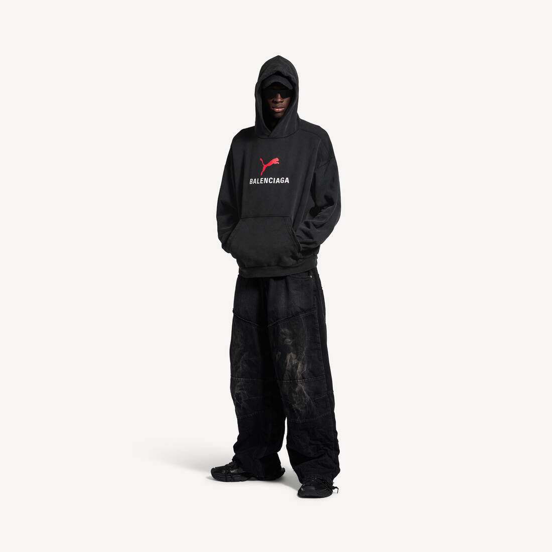 Hoodie Balenciaga I Puma de corte medio en negro desgastado