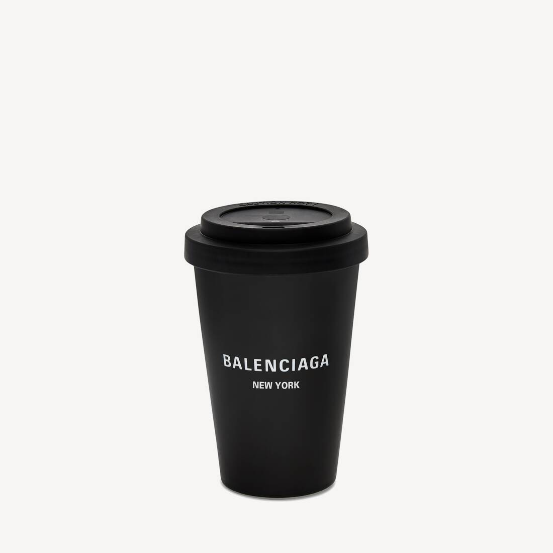 Taza de café de Nueva York en negro