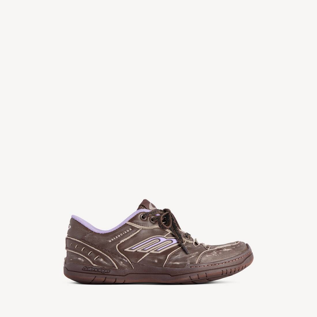 Zapatilla de mujer Hamptons mediana desgastada en marrón/lila