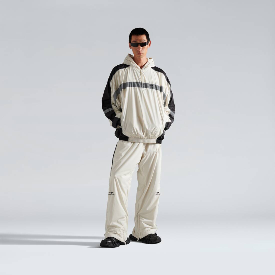 Chándal para hombre con sudadera 3b Sports Icon en blanco calcáreo/negro
