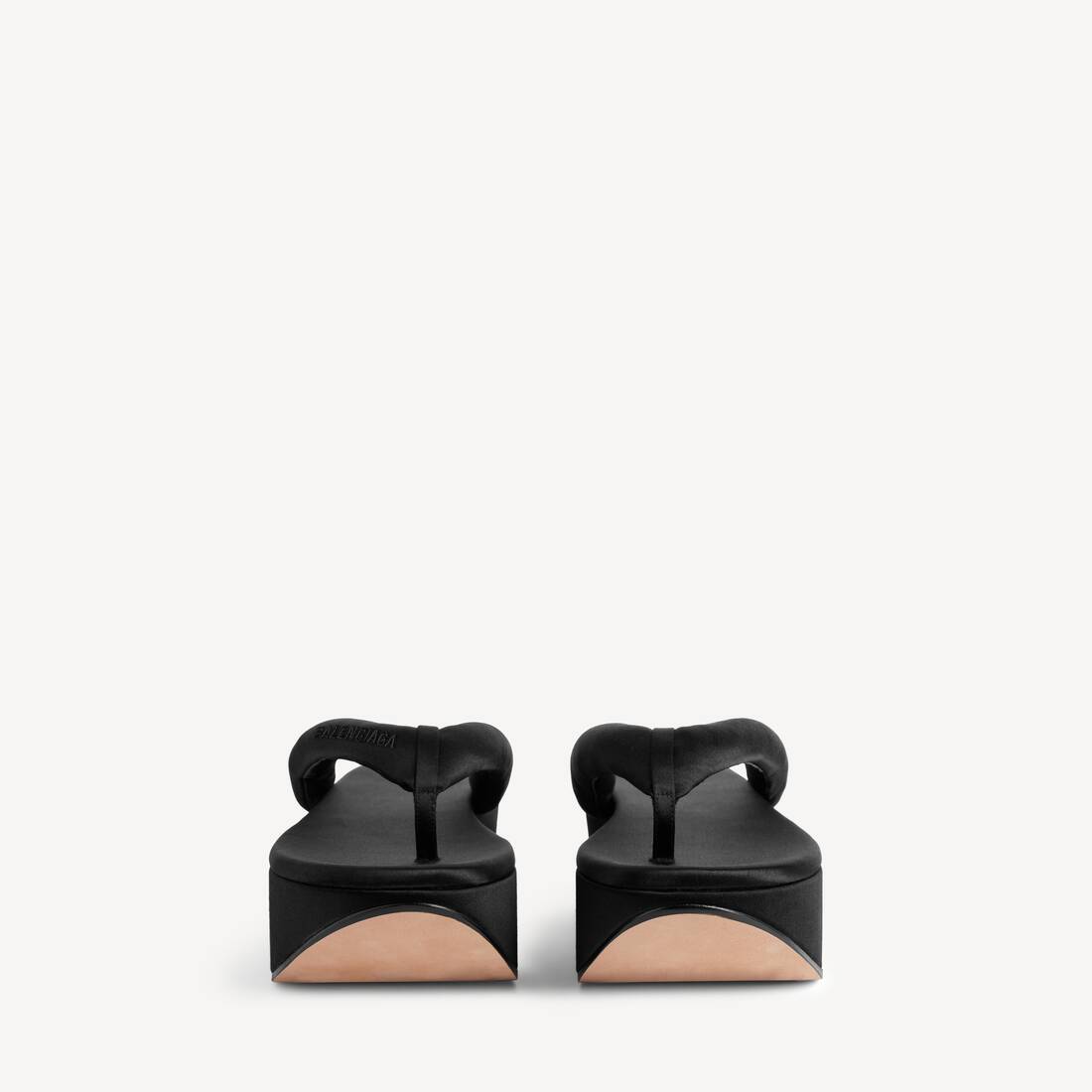 Tanga Gaeta para mujer en negro