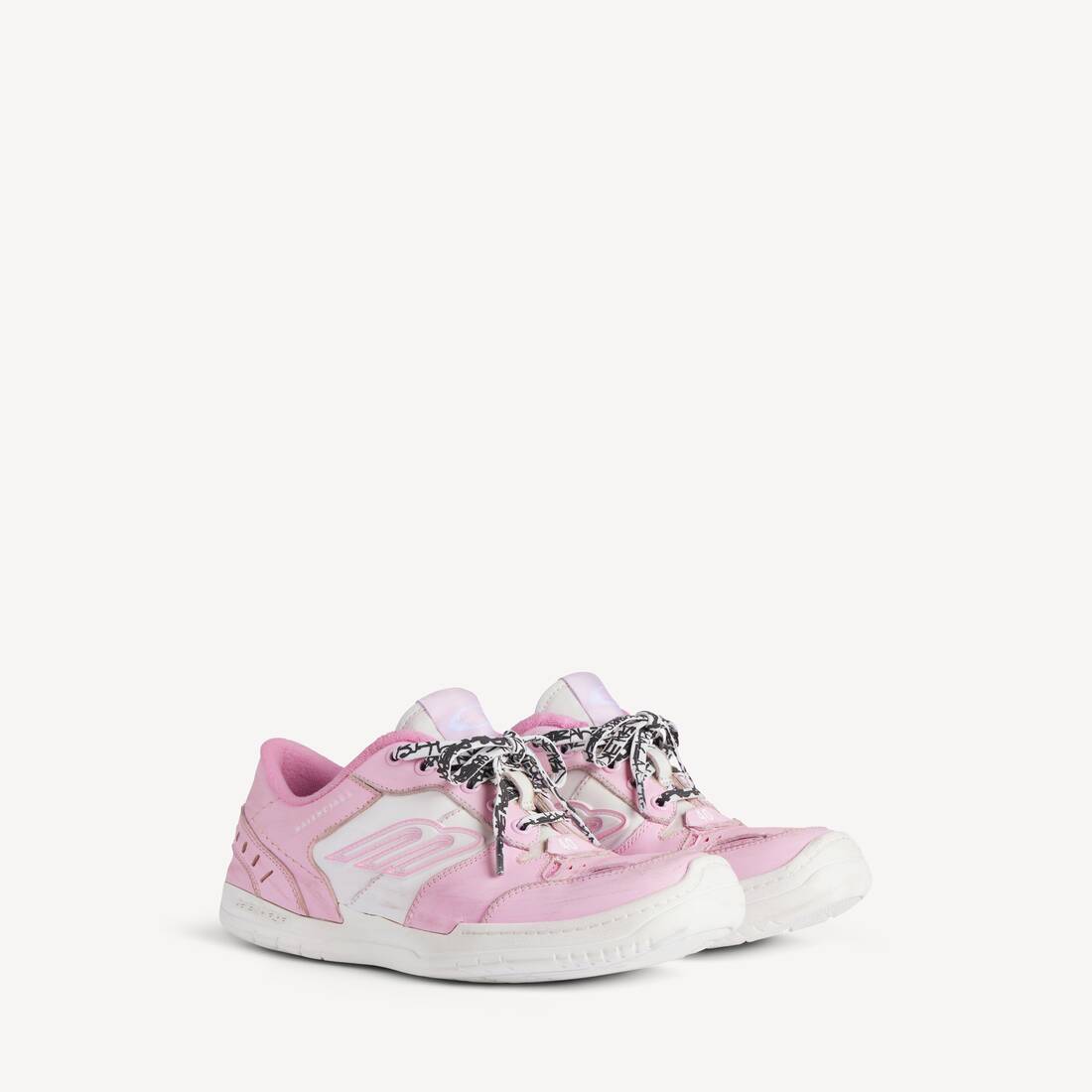 Zapatilla deportiva de mujer Hamptons mediana desgastada en rosa/blanco