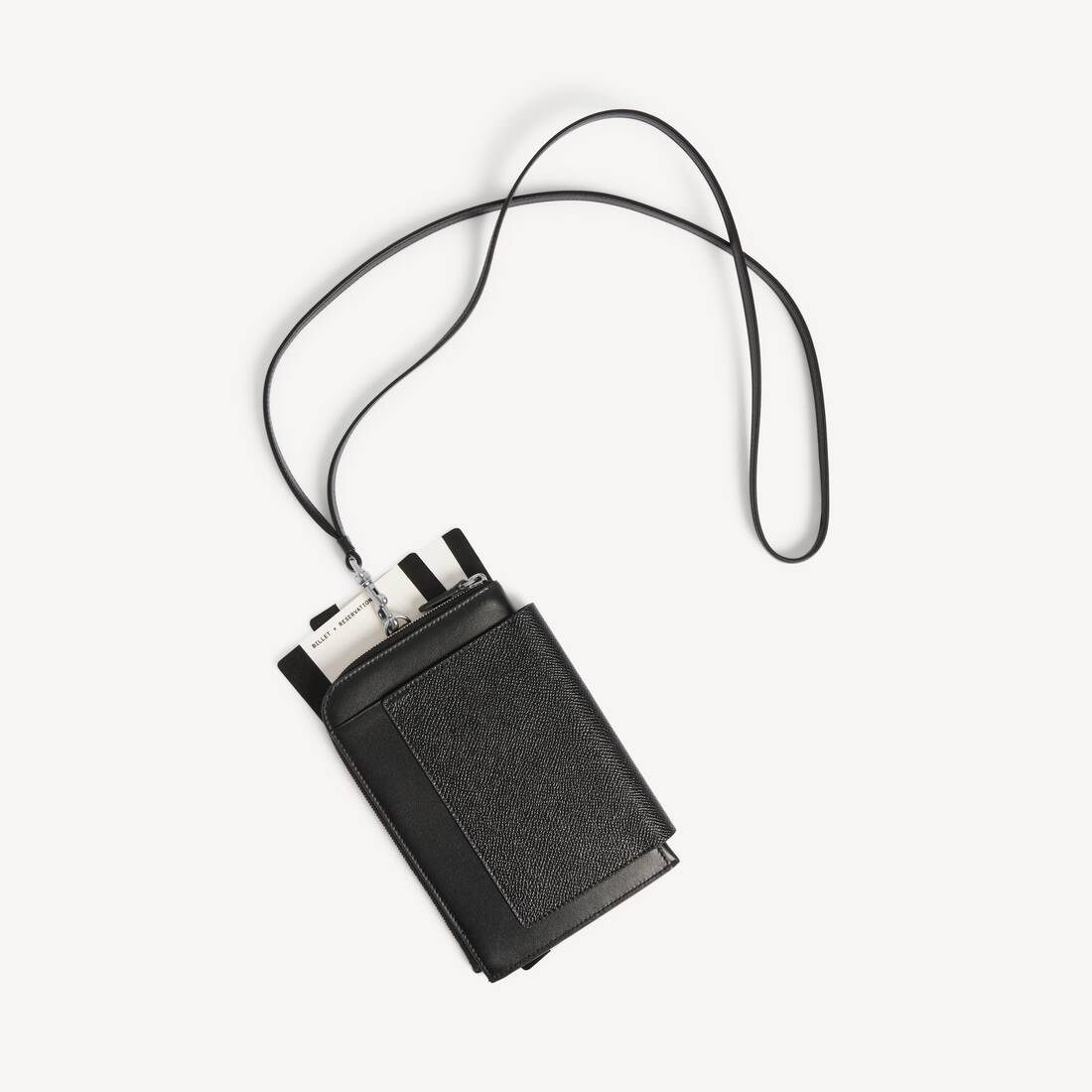 Porta teléfono para pasaporte para hombre en negro