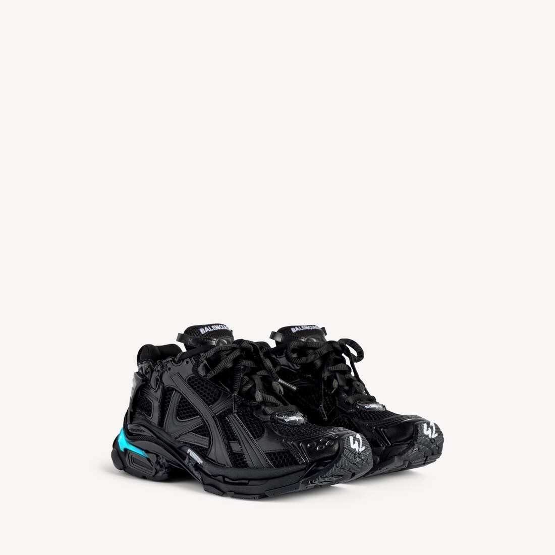 Zapatilla deportiva para hombre con led en negro