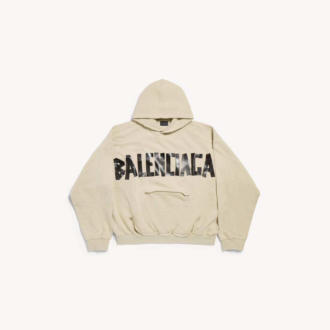 Chamarra con bolsillo rasgado tipo cinta en beige