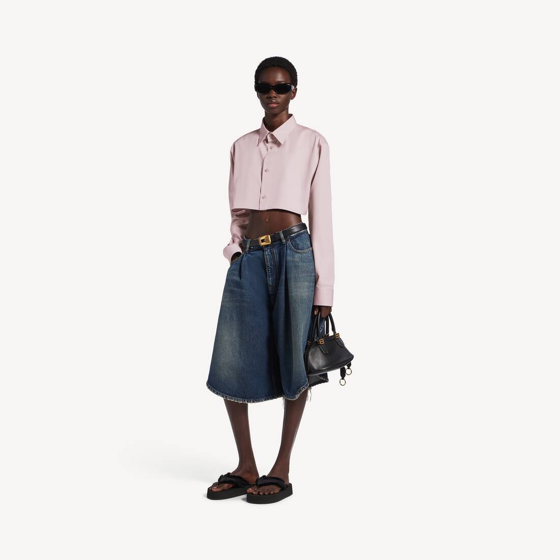 Camisa corta para mujer en rosa polvo