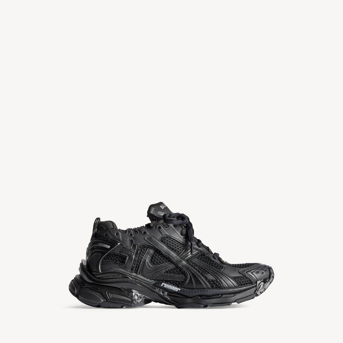 Zapatilla deportiva para hombre en negro