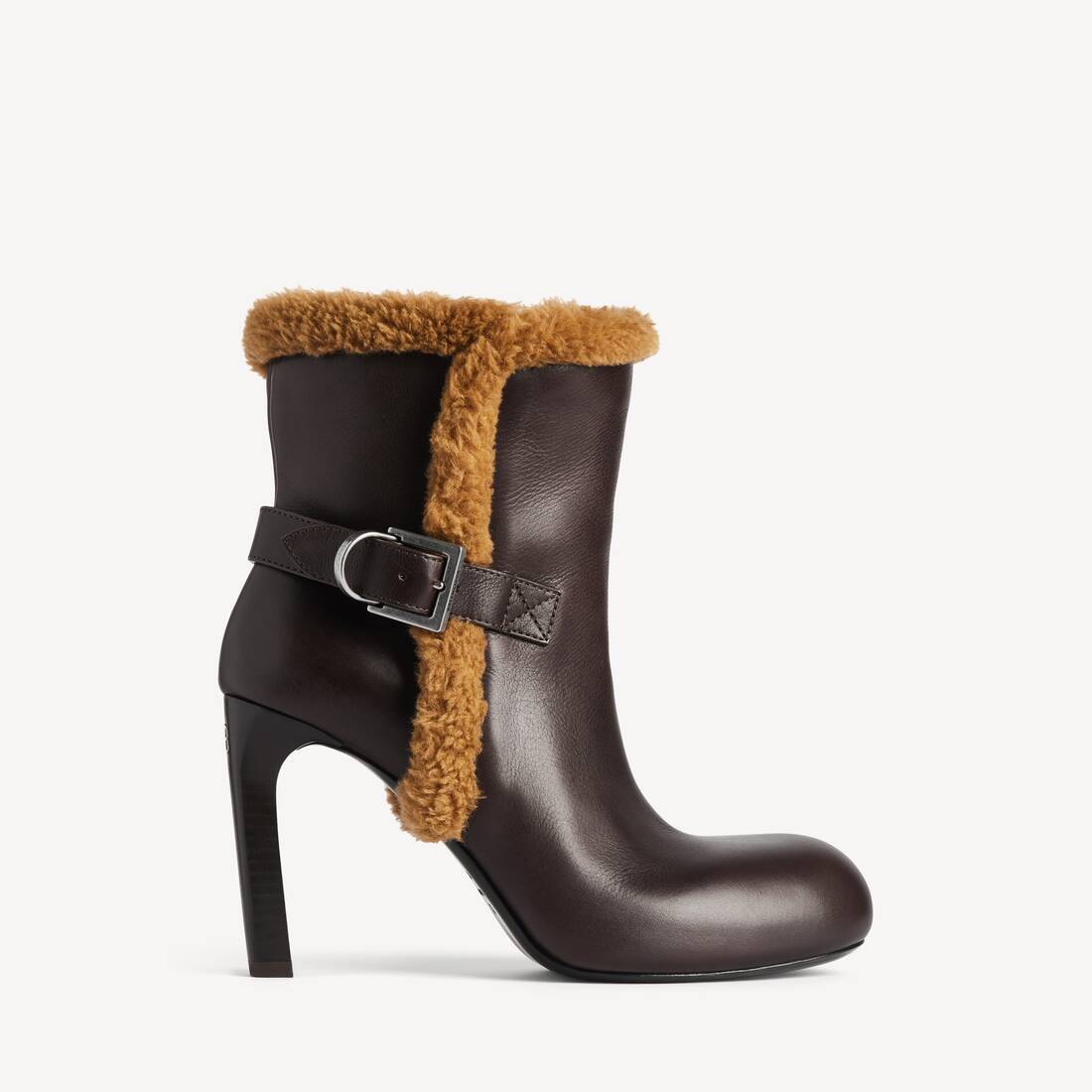 Bota Fargo para mujer en marrón oscuro