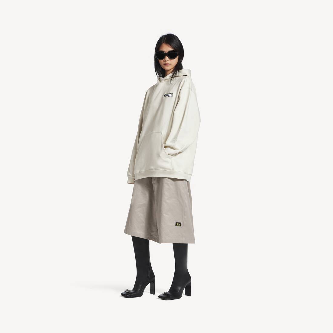 Sudadera para mujer con diseño de campaña política, talla mediana, color blanco