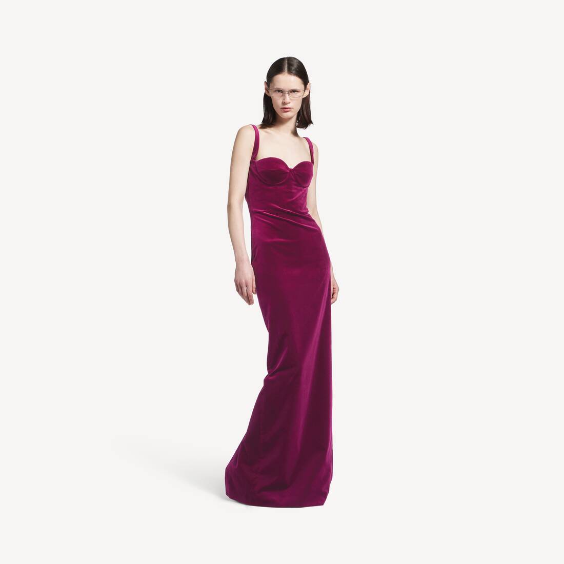Vestido ajustado para mujer en color ciruela