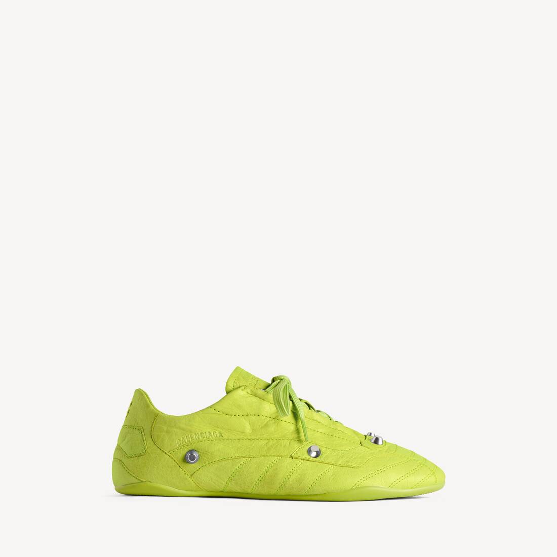 Zapatilla urbana para hombre en verde abuela