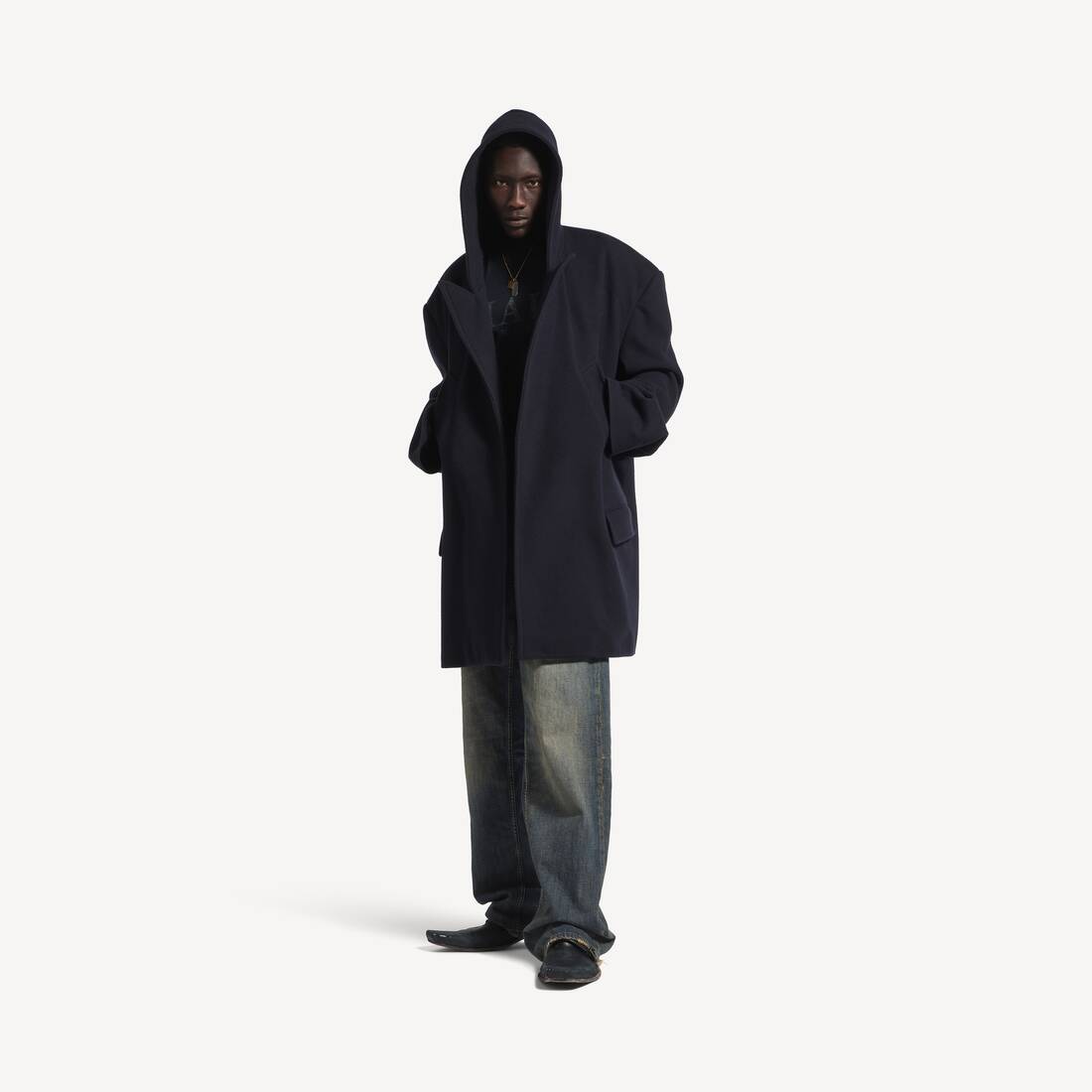 Chaqueta Corta con Capucha para Hombre en Azul Marino
