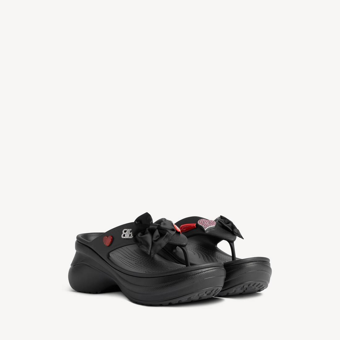 Chancleta Crocs™ para mujer en negro