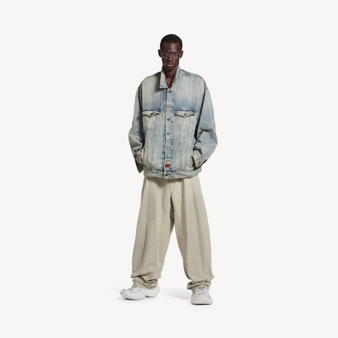 Chaqueta masculina amplia en azul