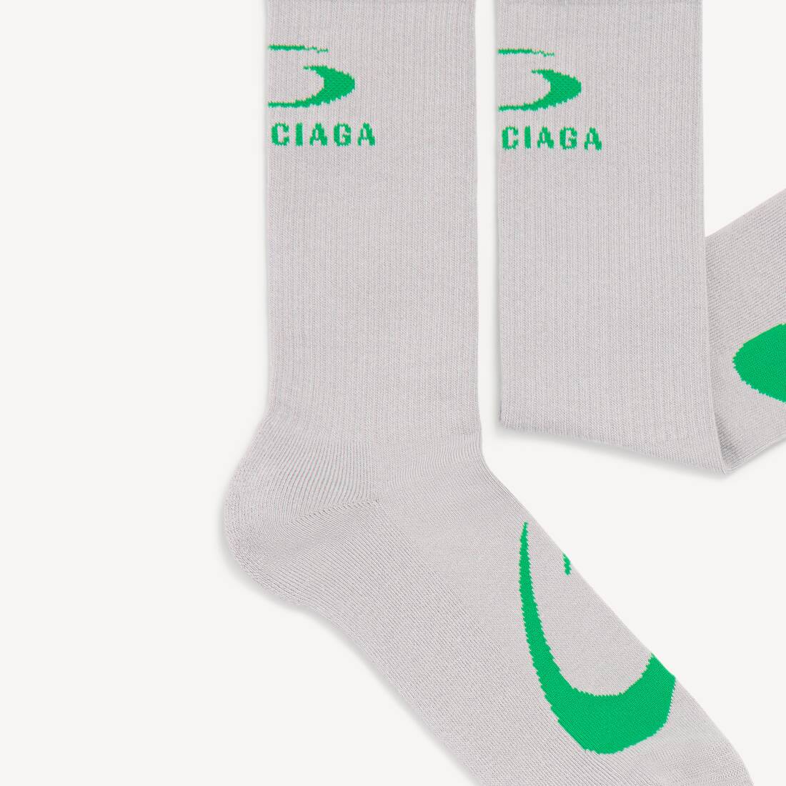 Calcetines masculinos con icono de deportes en gris/verde