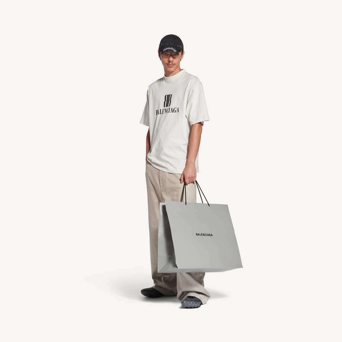 Camiseta Hombre Nano Bb Medium Fit en Blanco Sucio