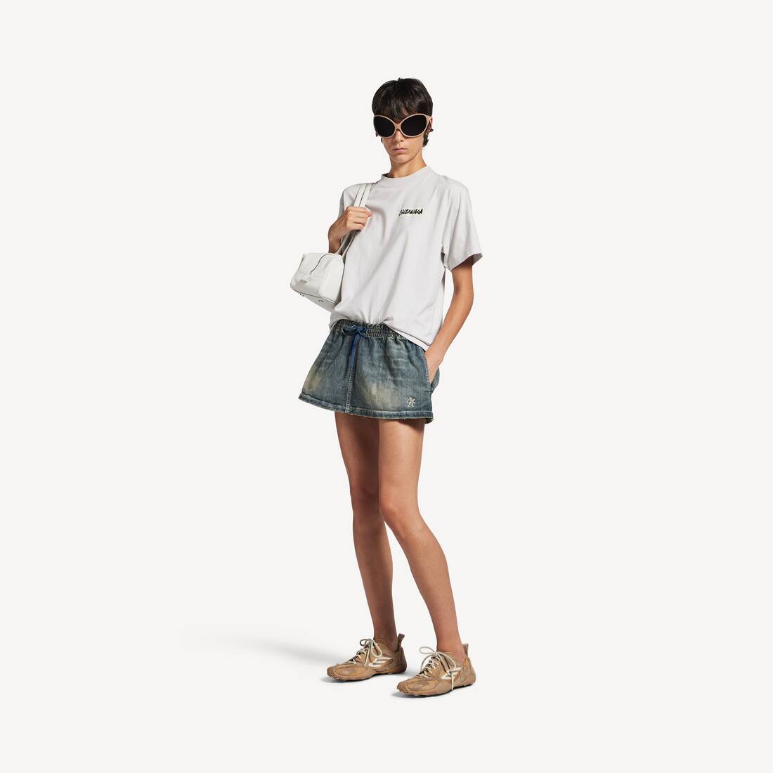 Camiseta de cinta de enmascarar para mujer, talla mediana, color blanco sucio