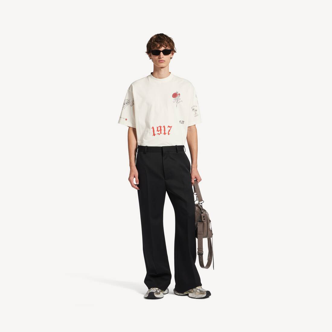 Camiseta para Hombres de Ajuste Medio en Crema